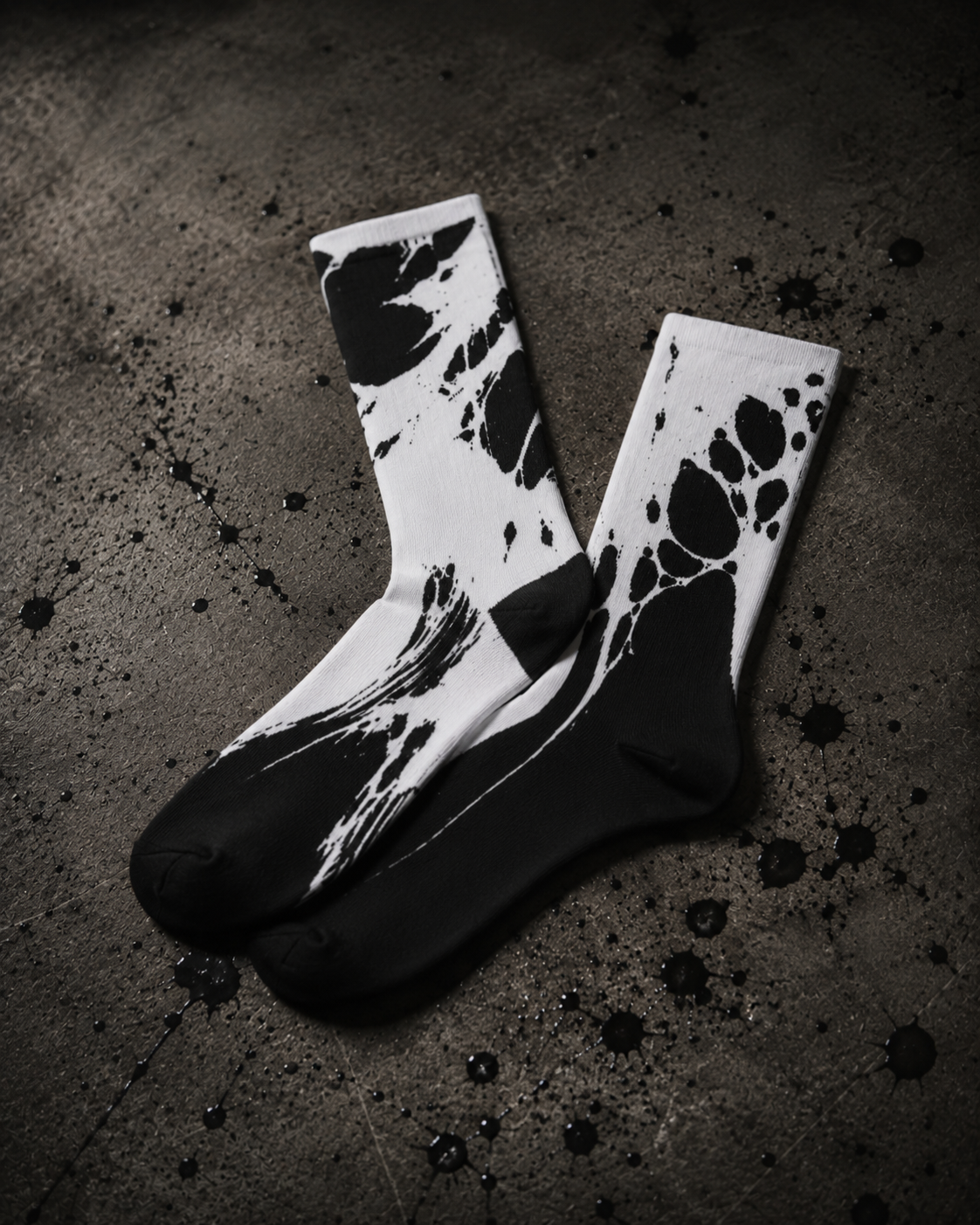 "BLACK FANG" Long Socks